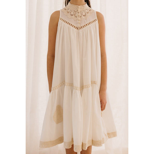 Petite Amalie White/Natural S/less Doily Midi Dress