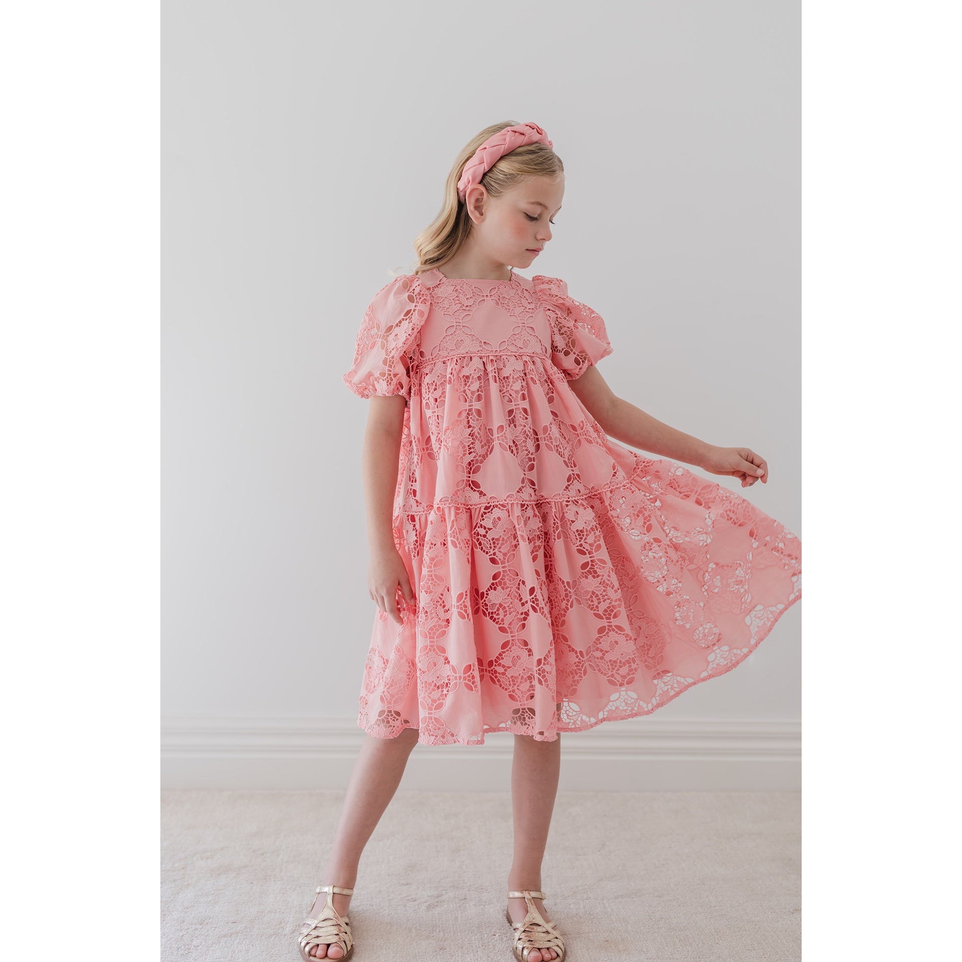 Petite Amalie S/S Blossom Cut Out Dress