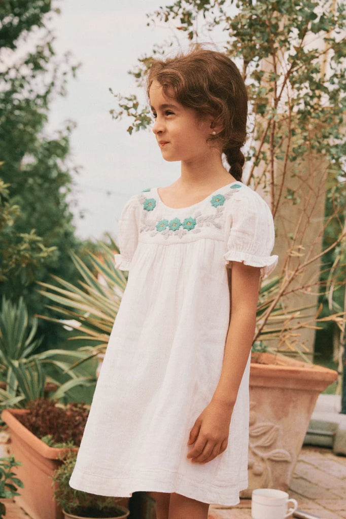 Pernille Embroidered Blue Flowers White Dress | Buttons Bebe Pernille Embroidered Blue Flowers White Dress | Buttons Bebe