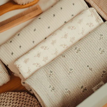 Lovely Littles Dahlia Rose Blanket