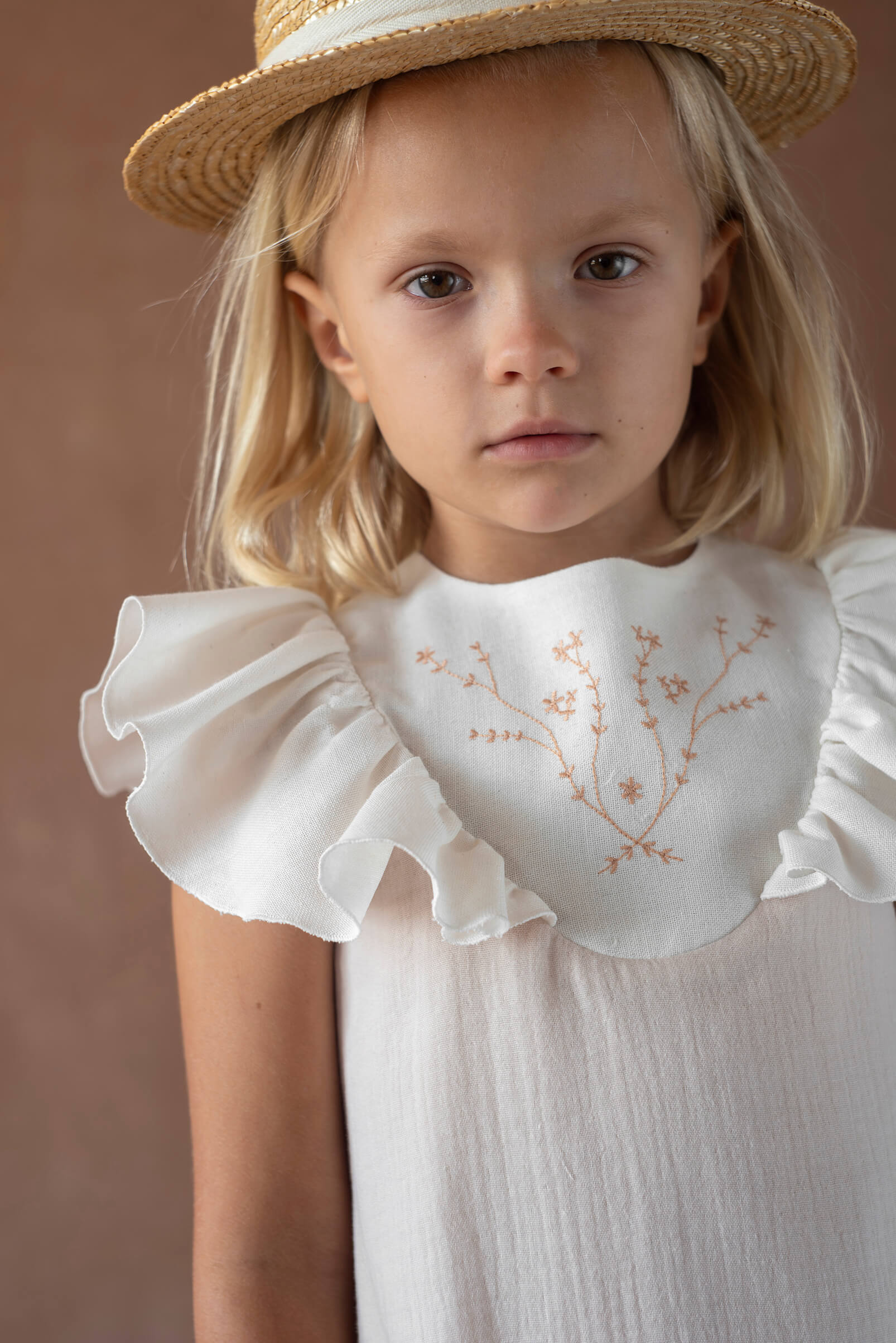 Popelin Dusty pink short dress with embroidered yoke (Mod.40.2)