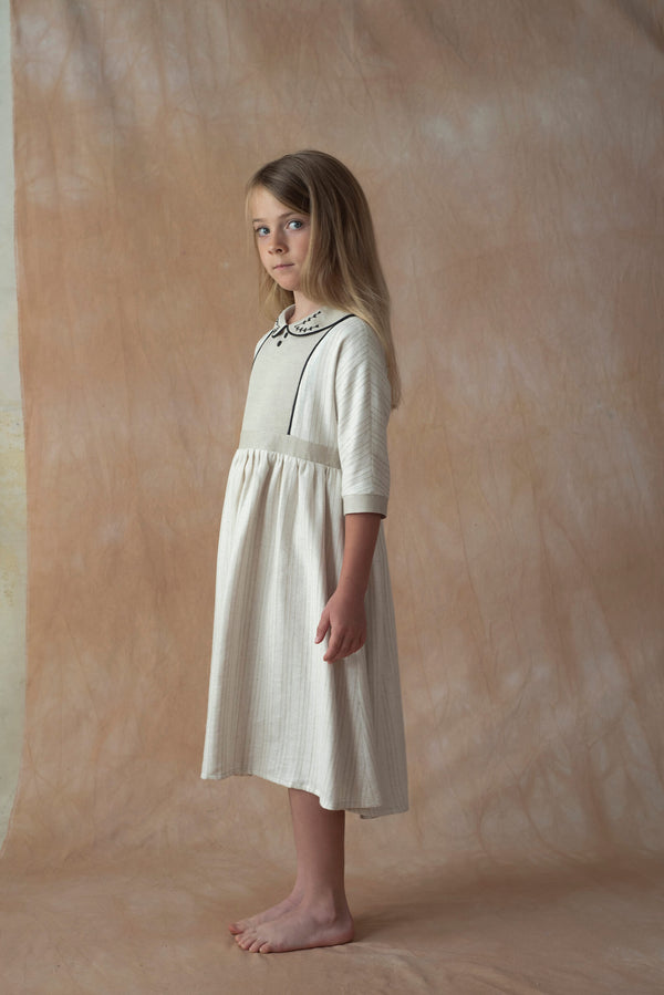 Popelin Silver lurex dress with yoke and embroidered baby collar (Mod.44.2)