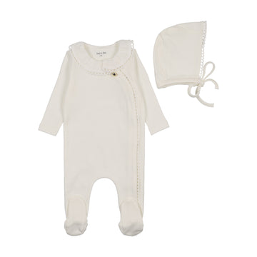 Bee & Dee Pleated Collar Footie/Bonnet Chalk White
