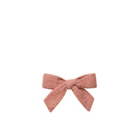Rylee & Cru Lipstick Bow With Clip