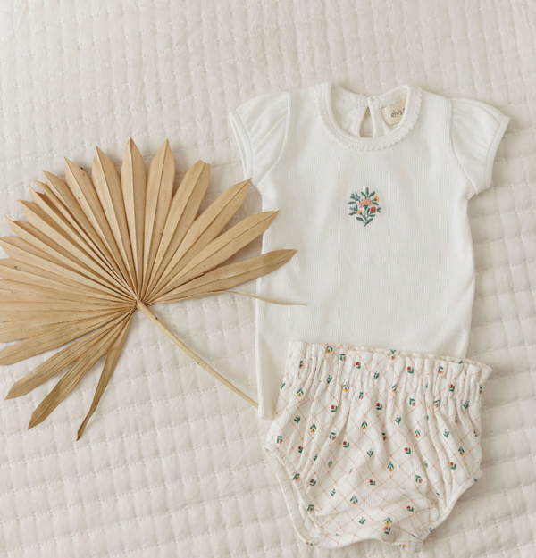 Ely's & Co Ribbed Floral Embroidered Collection Ivory Tshirt And Bloomer