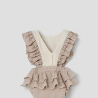 Popelin Sand romper suit with embroidered bib (Mod.3.3)