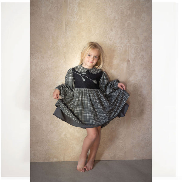 Popelin Dark Grey Plaid Two-Tone Dress With Baby Collar (Mod 31.4)